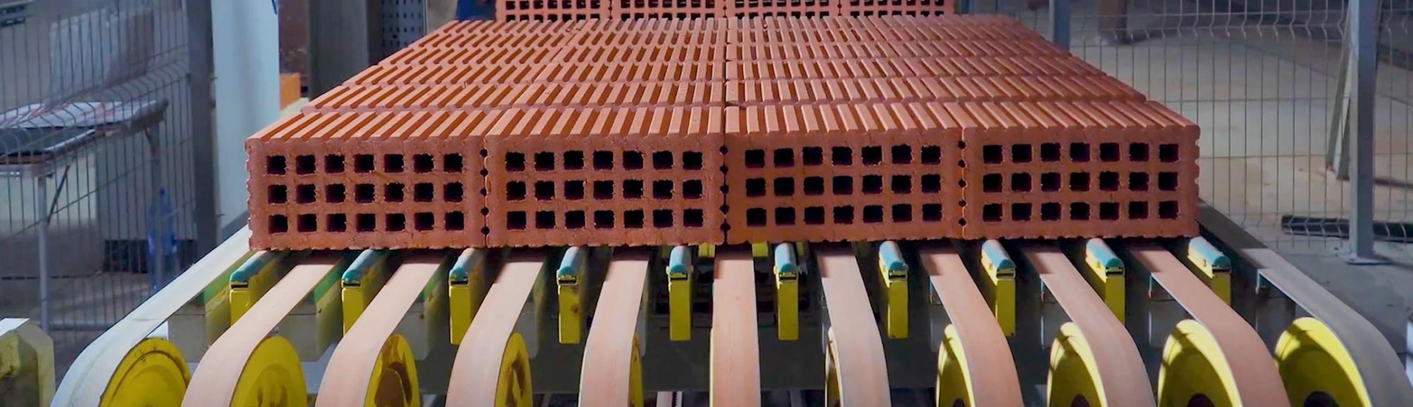 Industrie de fabrication de briques en terre cuite