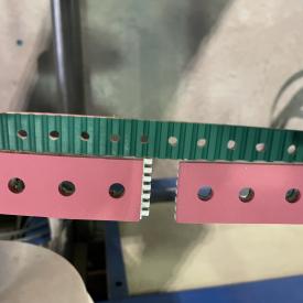 Assembly feeder belt