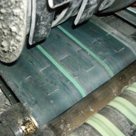 Conveyor belt with ERO Joint® lacing